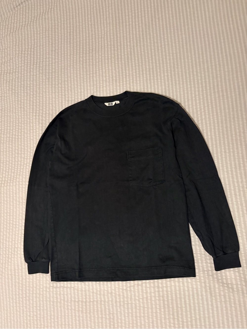 Uniqlo U Men's Long Sleeve Pocket Tee - Black
